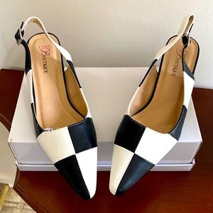 Women shoes, size 10w, B & W, brand new.